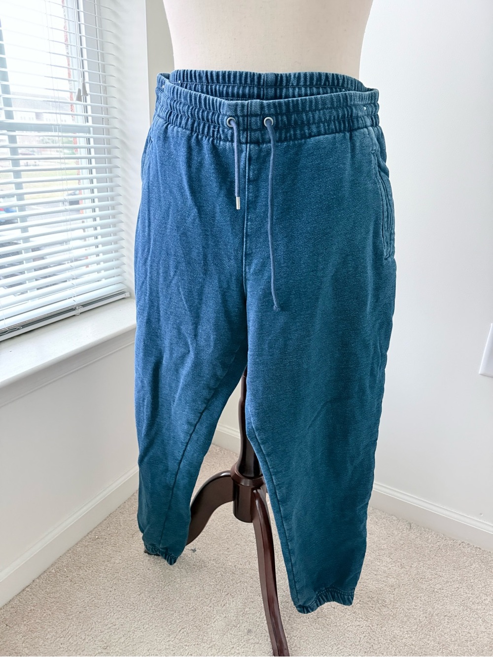 GAP Women's Casual Blue Drawstring Jogger Pants in Denim Blue EUC
